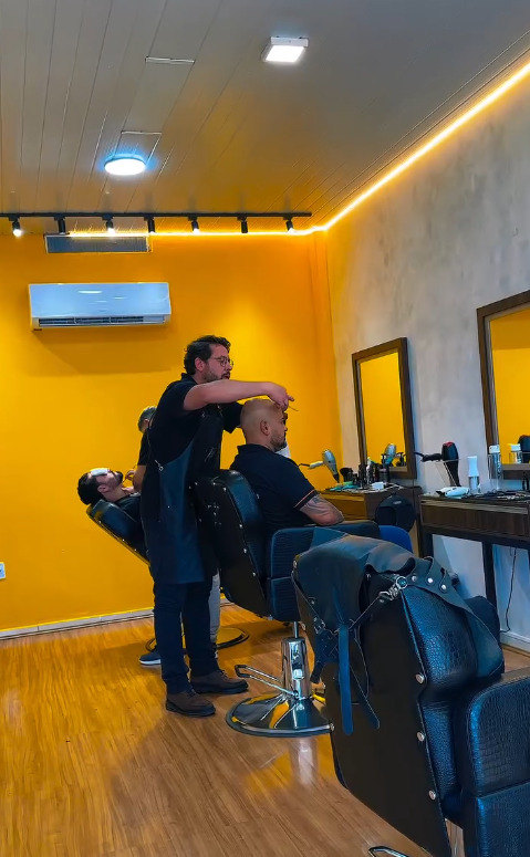 Ambiente da Domos Barbearia